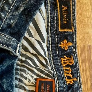Alivia Rock Revival Jeans